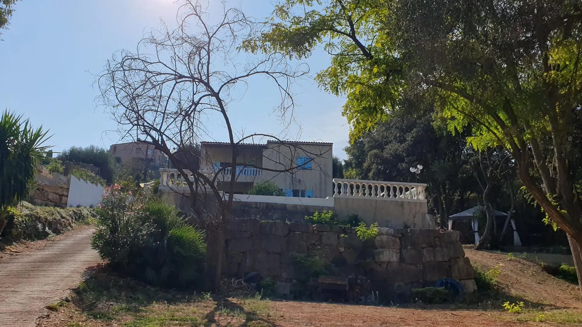 Homestay Villa Unicorn A Antibes