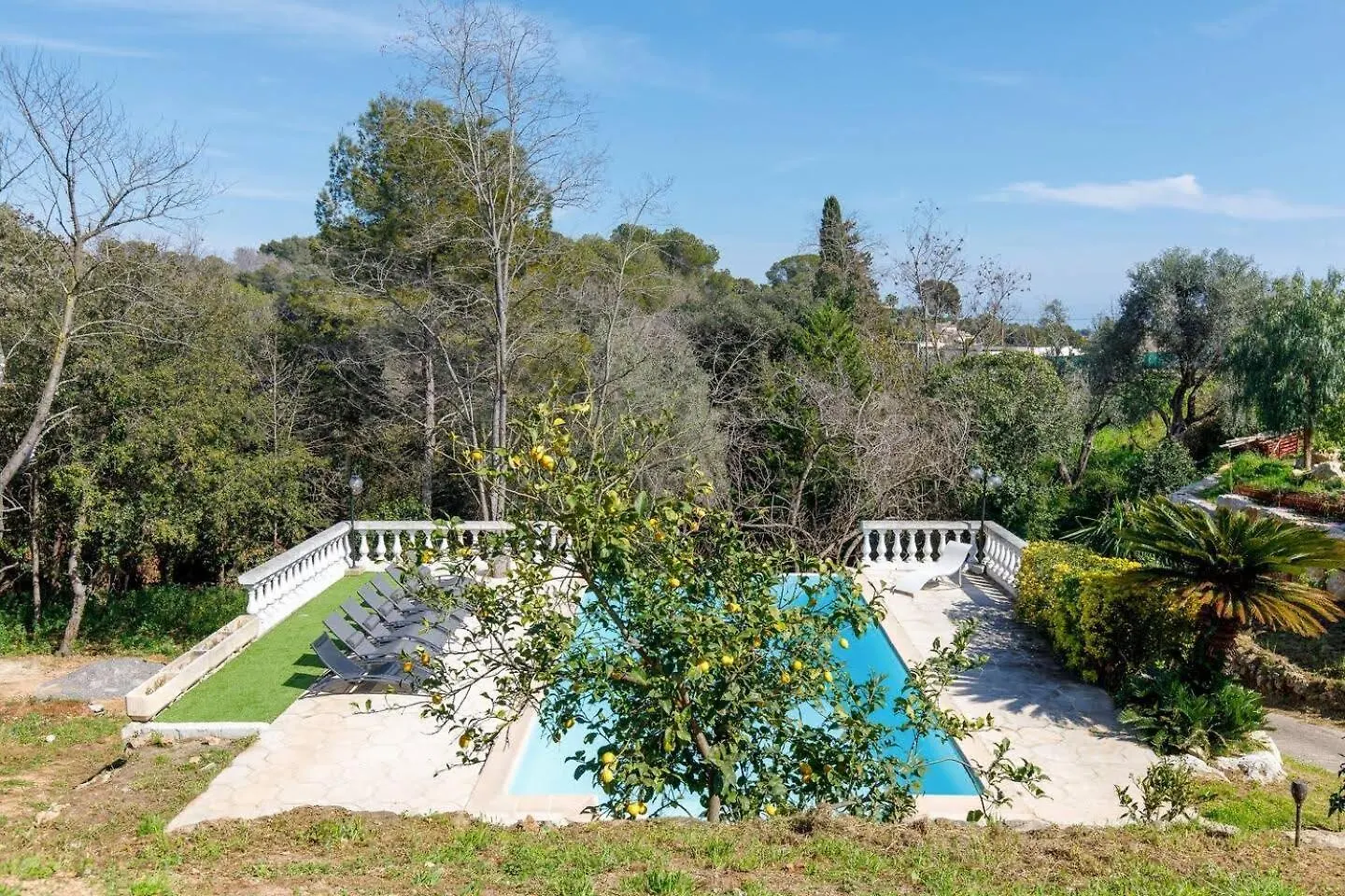 Homestay Villa Unicorn A Antibes France