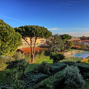 Appartamento Calme Dernier Etage, Antibes